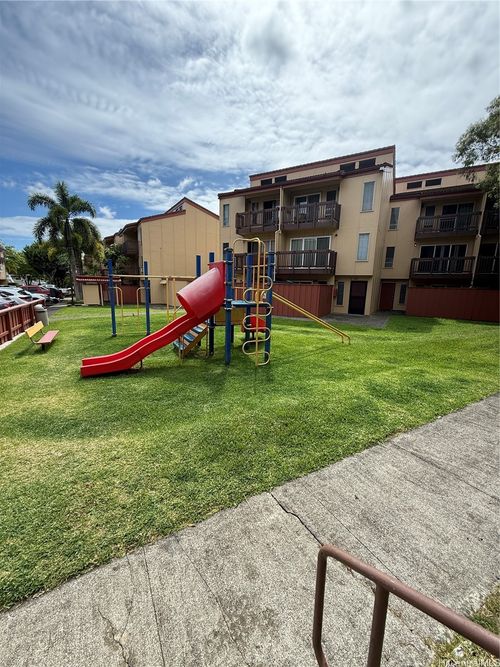 apt-k104-46-78 Emepela Pl, Kaneohe, HI, 96744-3962 | Card Image