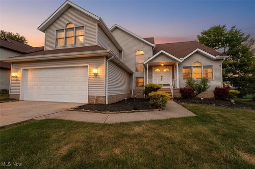 26220 Forbes Rd, Bedford, OH, 44146-5926 | Card Image