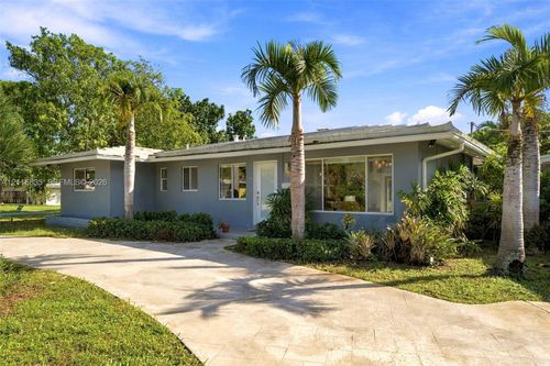 600 Nw 27th St, Wilton Manors, FL, 33311 | Card Image
