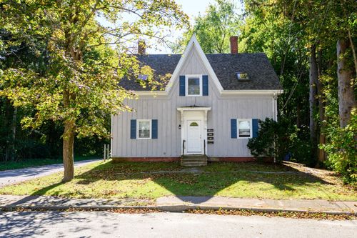 78 Prospect St, Rockland, MA, 02370-2483 | Card Image