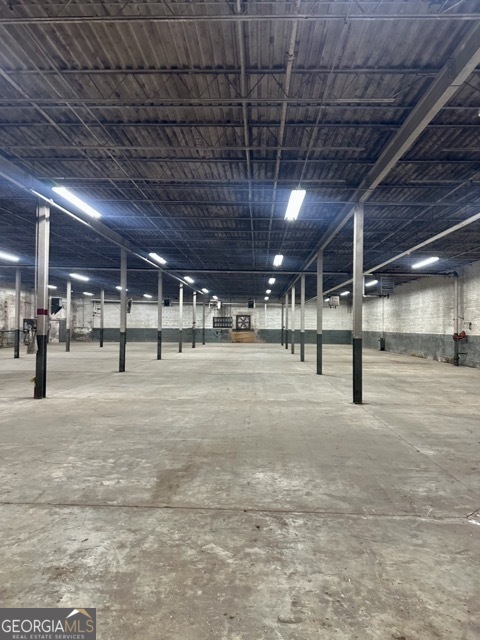 720 E Main St, Lavonia, GA 30553