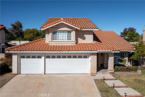 2564 Independence Way, Corona, CA, 92882-5742 | Card Image