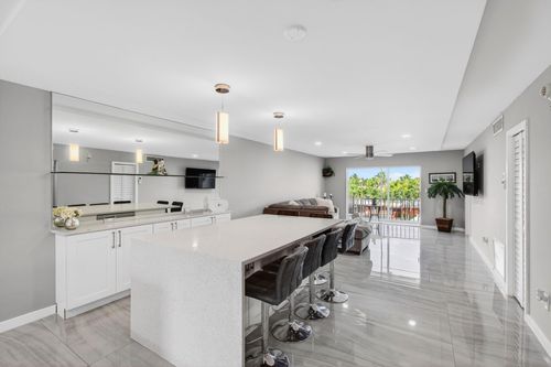 302-777 Jeffery St, Boca Raton, FL, 33487-4190 | Card Image