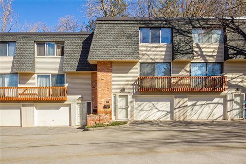 148 Penn Ln, Rochester, NY, 14625-2214 | Card Image