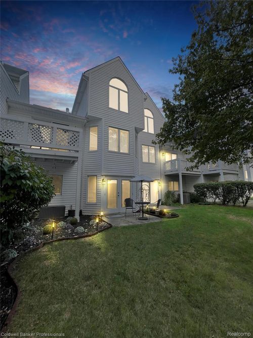 24109 Tana Ct, Farmington Hills, MI, 48335-3474 | Card Image