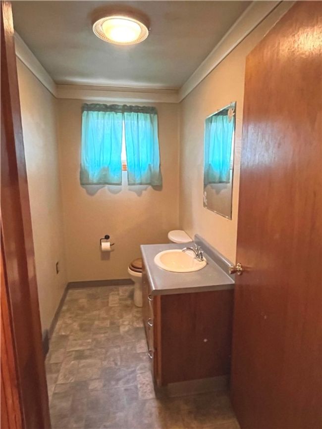 25 Jennifer St, House other with 3 bedrooms, 2 bathrooms and 1 parking in Leechburg PA | Image 10