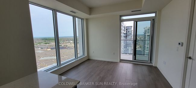 2415 - 8960 Jane St, Condo with 2 bedrooms, 3 bathrooms and null parking in Concord ON | Image 13