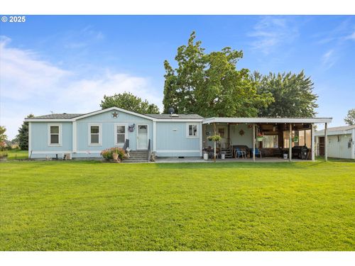 32402 Shoop Ln, Hermiston, OR, 97838-7341 | Card Image