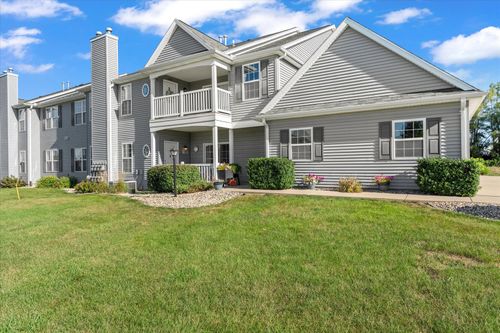 203-3038 Stillwater Landing Drive, Urbana, IL, 61802 | Card Image