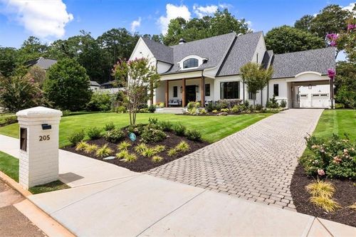 205 Thomas Cir, Roswell, GA, 30075-3442 | Card Image