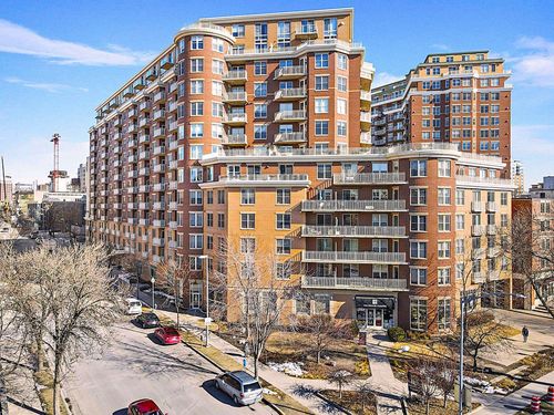 unit-8100-333 W Mifflin St, Madison, WI, 53703-6010 | Card Image