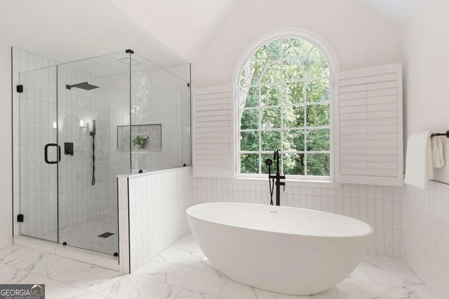3795 Newport Bay Dr, House other with 6 bedrooms, 5 bathrooms and 3 parking in Alpharetta GA | Image 47