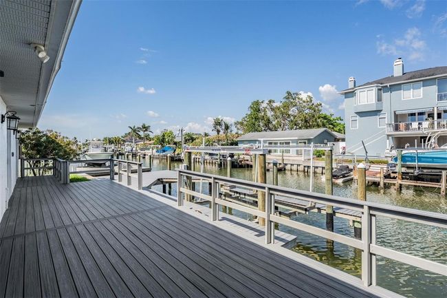 2127 Lagoon Dr, House other with 3 bedrooms, 2 bathrooms and null parking in DUNEDIN FL | Image 27