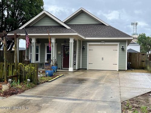 1219 E Brainerd St, Pensacola, FL, 32503-6033 | Card Image