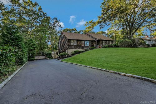 7 Hill Dr, Port Jefferson, NY, 11777-2107 | Card Image