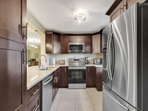 apt-107-401 Se 3rd St, Dania Beach, FL, 33004-4037 | Card Image