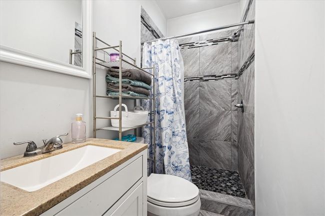 8917 Hawk Rd, House other with 5 bedrooms, 5 bathrooms and 2 parking in Pearland TX | Image 28