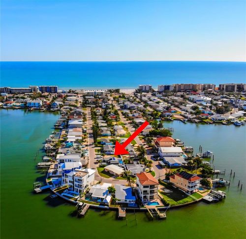 356 144th Ave, MADEIRA BEACH, FL, 33708-2110 | Card Image