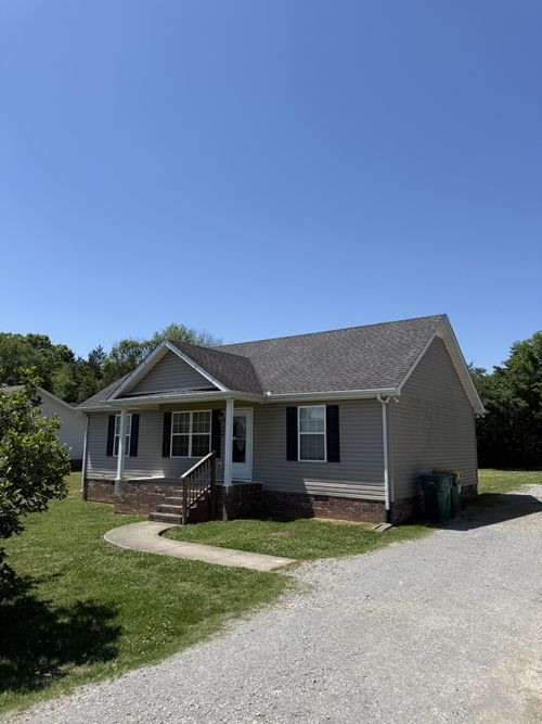 944 Sumerset Cir, Lewisburg, TN, 37091-2086 | Card Image