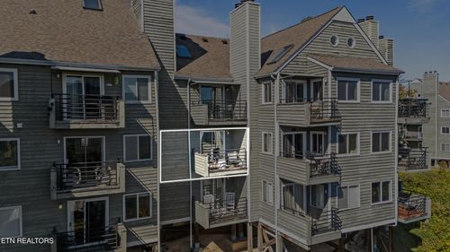 8205-1260 Ski View Dr, Gatlinburg, TN, 37738-4579 | Card Image