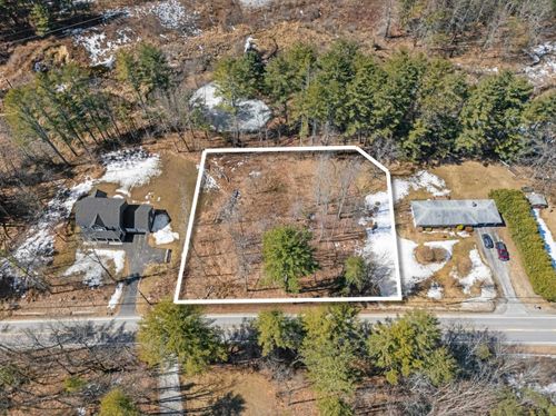 563 Mountain Rd, Concord, NH, 03301-1817 | Card Image