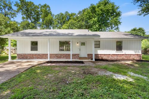 101 Lavern St, Atoka, TN, 38004-7001 | Card Image