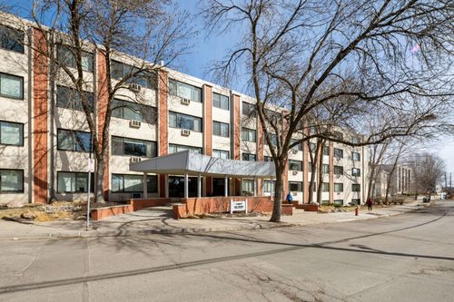 apt-302-2700 W 44th St, Minneapolis, MN, 55410-1945 | Card Image