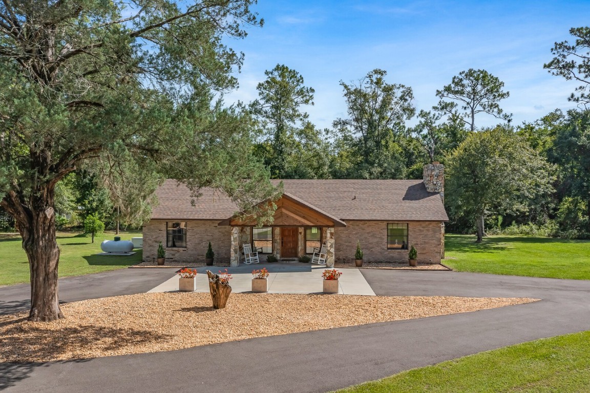Holton Ln, Jacksonville, FL 32219