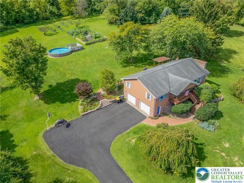 395 Sunrise Blvd, Mount Bethel, PA, 18343-5745 | Card Image