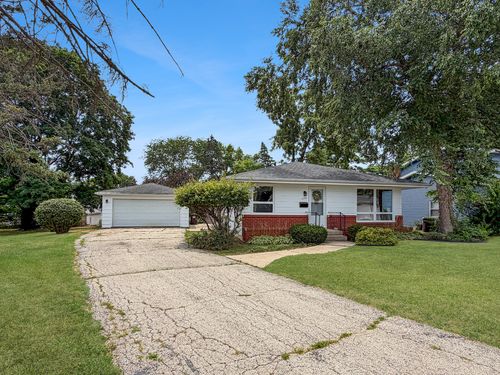 1346 Empire Court, Freeport, IL, 61032 | Card Image