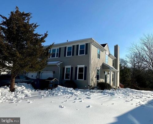 17 Park Dr, MULLICA HILL, NJ, 08062-1902 | Card Image