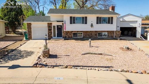 11 Macgregor Road, Pueblo, CO, 81001 | Card Image