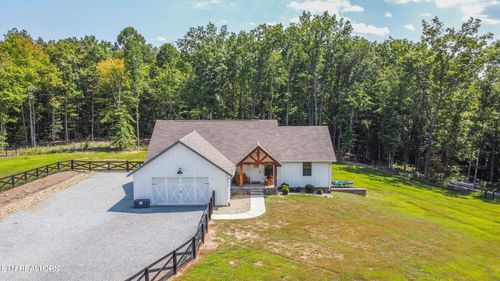 126 Homestead Hollow Rd, Lancing, TN, 37770-3400 | Card Image