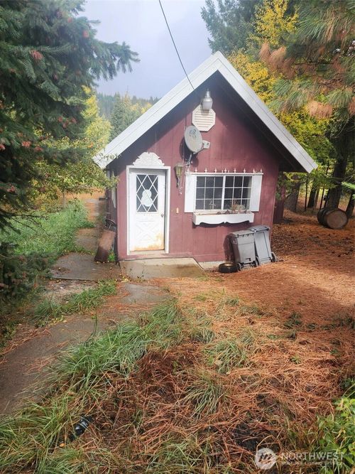 1911 Hundley Rd, Cle Elum, WA, 98922-9698 | Card Image