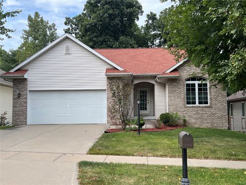 95 E Dovetail Dr, Coralville, IA, 52241-3359 | Card Image