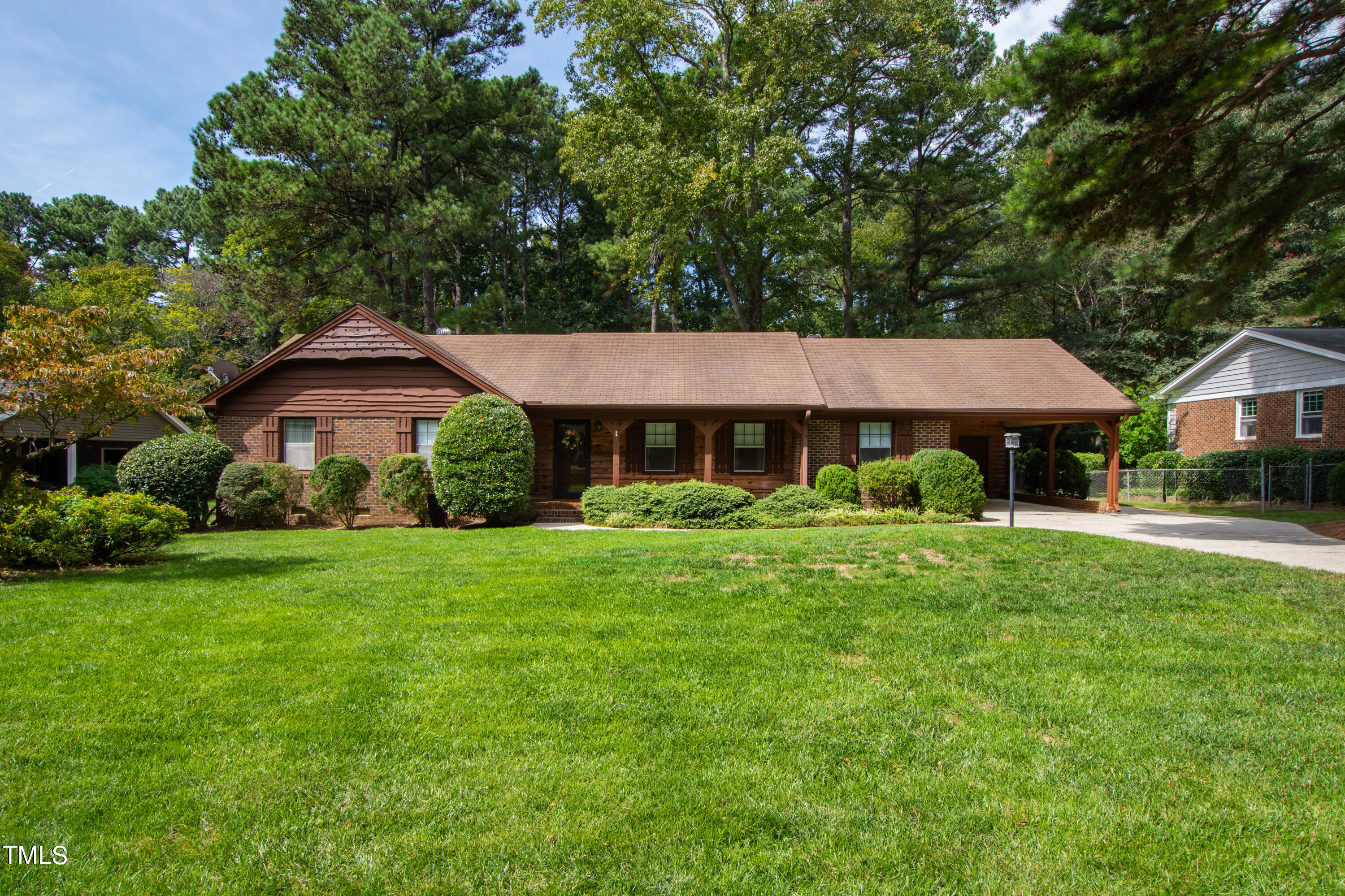 Valley Dr, Raleigh, NC 27612