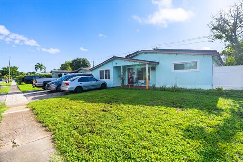 3311 N 66th Ave, Hollywood, FL, 33024-1923 | Card Image
