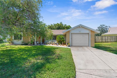 12203 Buttonwood Row, Bayonet Point, FL, 34667-2622 | Card Image