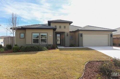 11001 Arundel Way, Bakersfield, CA, 93311-8219 | Card Image