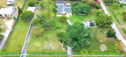 19280 Sw 304th St, Homestead, FL, 33030-3727 | Card Image