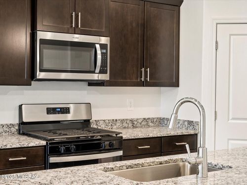 757 W Calle Cubeta, Sahuarita, AZ, 85629 | Card Image