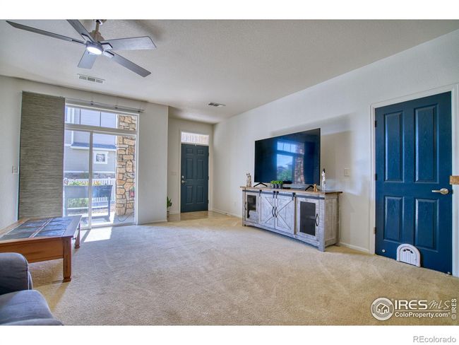 Livingroom 2 | Image 6