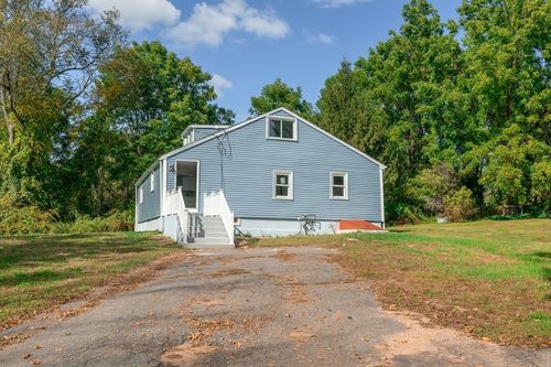 3 Old Ware Rd, West Brookfield, MA, 01585-2750 | Card Image