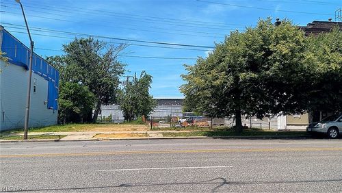 4017 Saint Clair Ave, Cleveland, OH, 44103-1131 | Card Image