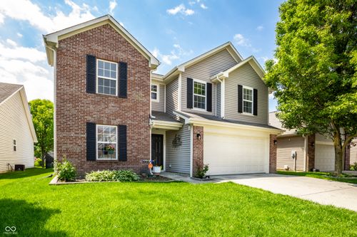 1043 Lichfield Ln, Westfield, IN, 46074-4425 | Card Image