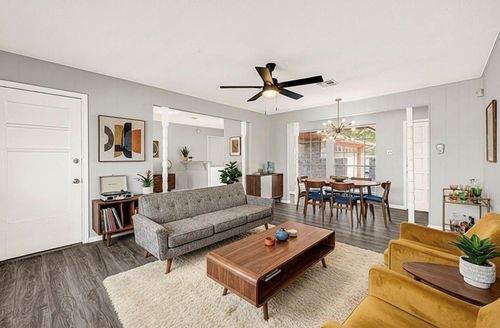 7722 Battlewood Dr, Houston, TX, 77040-3831 | Card Image