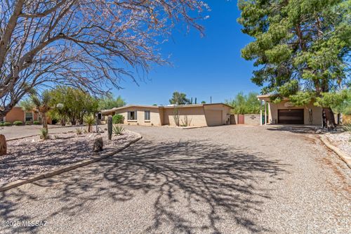6821 N Cassim Pl, Tucson, AZ, 85704-1261 | Card Image