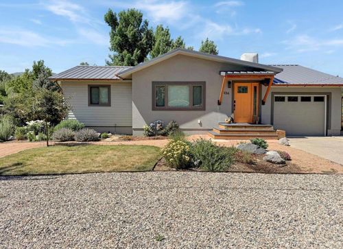 1014 3rd St, Paonia, CO, 81428-8438 | Card Image