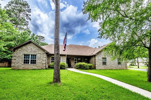 2312 W Green Briar Dr, Huntsville, TX, 77340 | Card Image