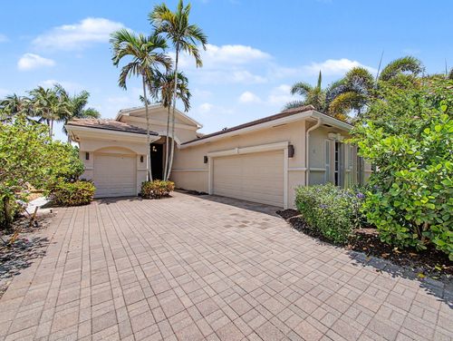 76 Laguna Dr, Palm Beach Gardens, FL, 33418-5748 | Card Image
